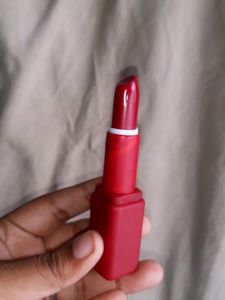 👑 Kiss Beauty Rani Pink Lipstick 💄