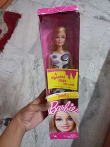 BARBIE Trendy Doll