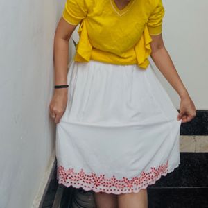New White Skirt Comes With Linning