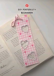 DIY CUSTOMIZED BOOKMARK 🔖