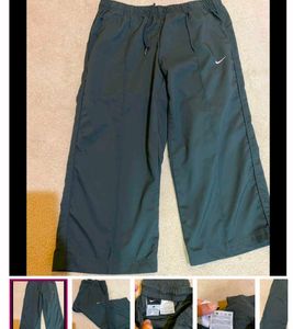 Unisex Nike Loose Fit capri