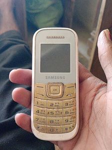 Samsung Keypad Phone