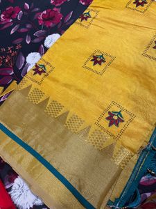 Yellow Saree With Blouse
