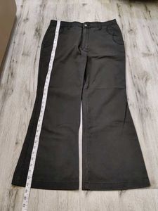 Ma2086 Nuts bootcut jeans waist 32 inches