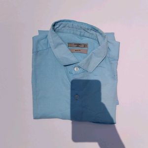 Men&#39;s Light Blue Shirt