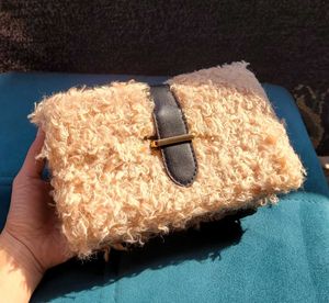 Fur Style Sling Bag