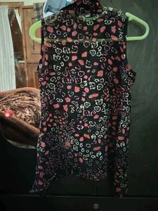 Leopard Print Sleeveless Top with pent