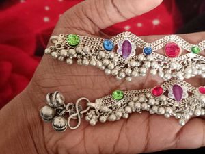 Silver Pleated Anklets