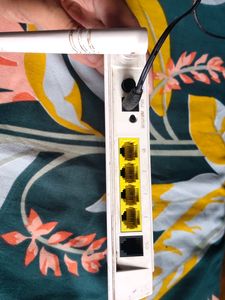 Tenda(Airtel) Router With Adaptor