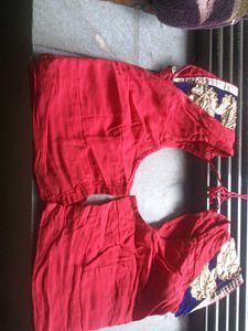 Peach &amp; Gold Embroidered Saree With Blouse