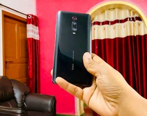 Redmi K20 Carbon Fiber Edition Popup Camera