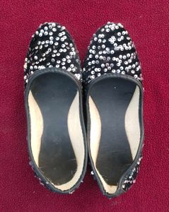 Sequined Ballerinas 🖤