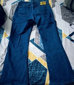 Women Blue Flared High Rise Clean Look Jeans