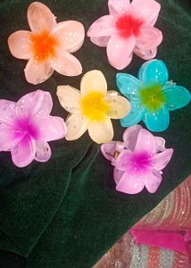Colorful Flower Hair Clips - Set of 3 Left