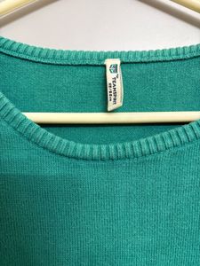 Striped Sleeve Knit Top