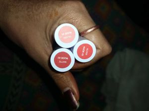 Zudio Lip Gloss Trio