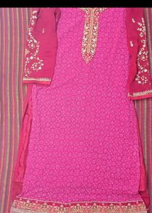 Thread 🧵 embroidery 🪡 Flower Work On Kurti Full