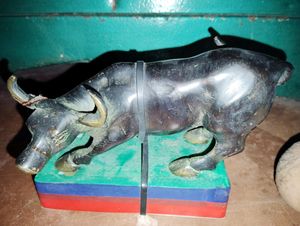 1.8 Kilo Bull Charged Metal Figure 1.8kg