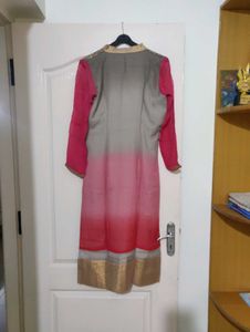 Beautiful Kurti Set Rarely Used