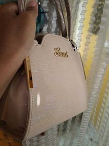 Nude Handbag With Attachable Belt