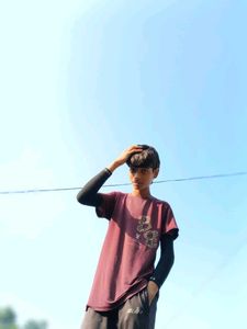 Maroon Graphic T-Shirt