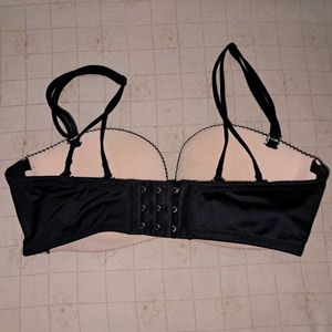 Black Push-Up Bra with Detachable Straps