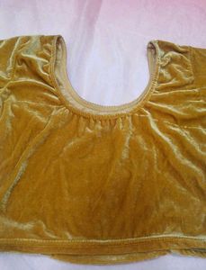 Streachable blouses:  4 options