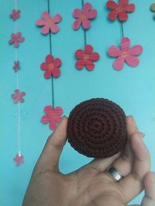 CROCHET FLOWER POT.