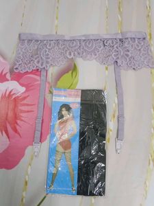 (1300)Vintage Lavender Lace Garter Belt Set