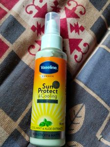 Vaseline Sun Protect &amp; Cooling Body Serum Lotion