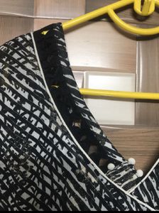 Printed Sleeveless Kurti
