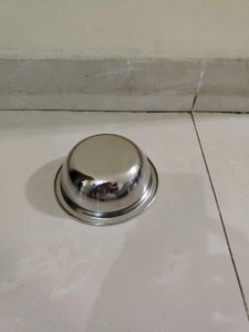 New Unused Stainless Steel Bowls (Set of 3)