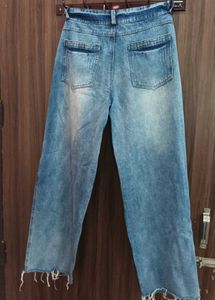 Distressed Denim Jeans (Length - 40)