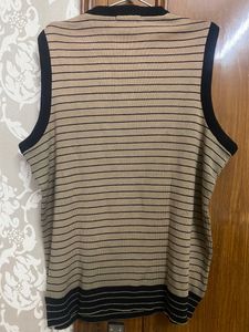 Cut Sleeves Woolen Sweater For Men