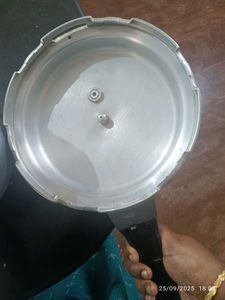 ideal 5 litre Pressure Cooker