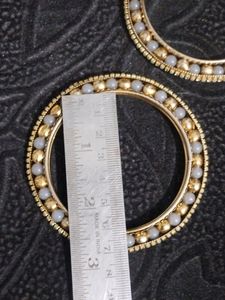4 Piece Of Bangles