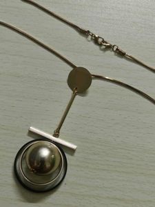 🆕 Chic Gold-Tone Long Pendant Necklace