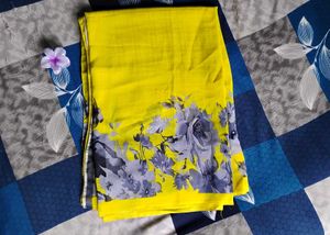 💛✨Yellow Floral Print Saree
