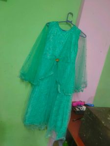 Elegant Teal &amp; Peach Embroidered Salwar Kameez