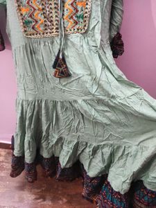 Xxl Embroidered Green Kurta