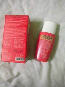 Dot &amp; Key Sunscreen SPF 50 ( Warm Ivory Shade)