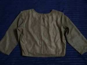 Blouse/top