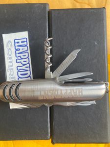 Happydent Company’s Pocket Knife