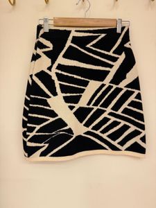 Very Beautiful, Stretchy Skirt