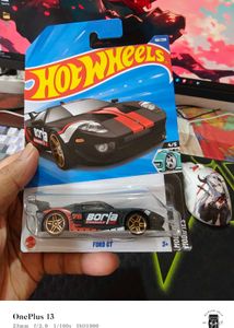 Hot Wheels Ferrari SF90 &amp; Ford GT