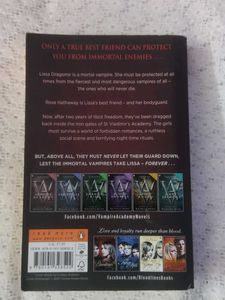 Vampire Academy by Richelle Mead