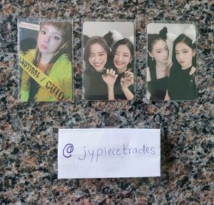 KPOP Itzy Official Albums and Photocards