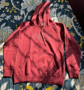 Woman, Maroon Sweatshirt, Duke  - M! Winter