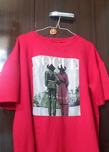 Vogue Red oversized tshirt