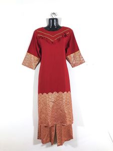 Red Printed Kurta Set(Women’s)